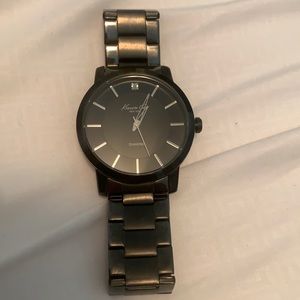 Men’s Kenneth Cole diamond stainless steel watch!